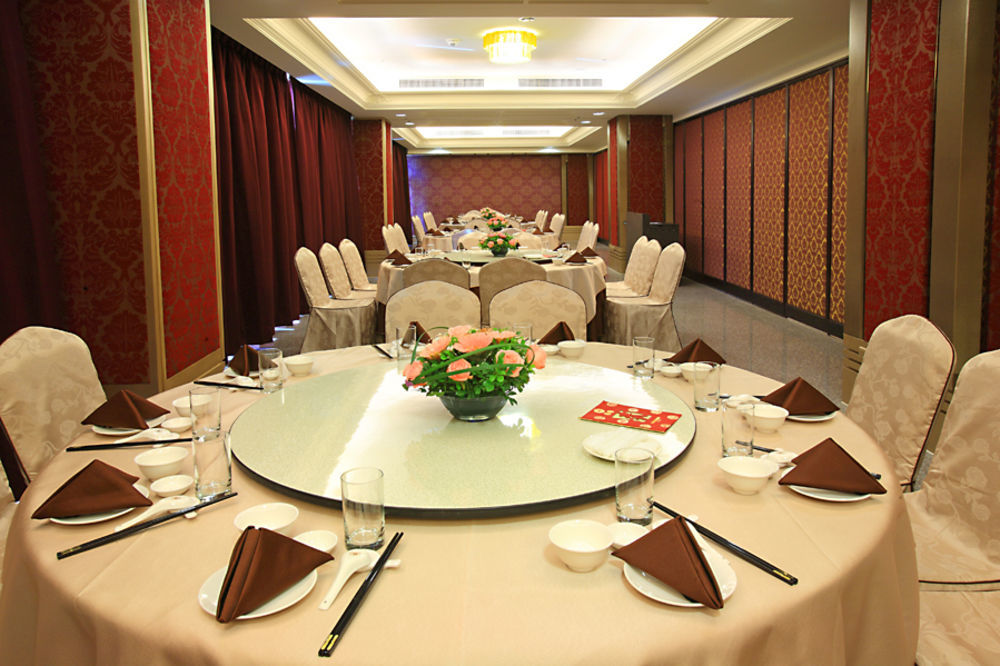 Shinkansen Grand Hotel Taichung Eksteriør billede