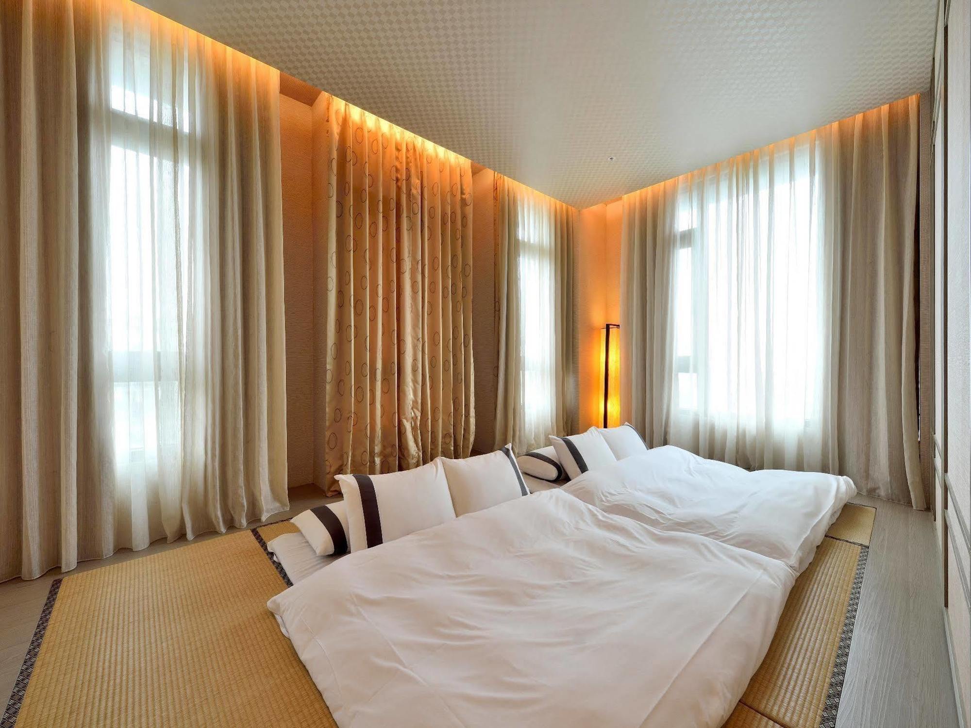 Shinkansen Grand Hotel Taichung Eksteriør billede