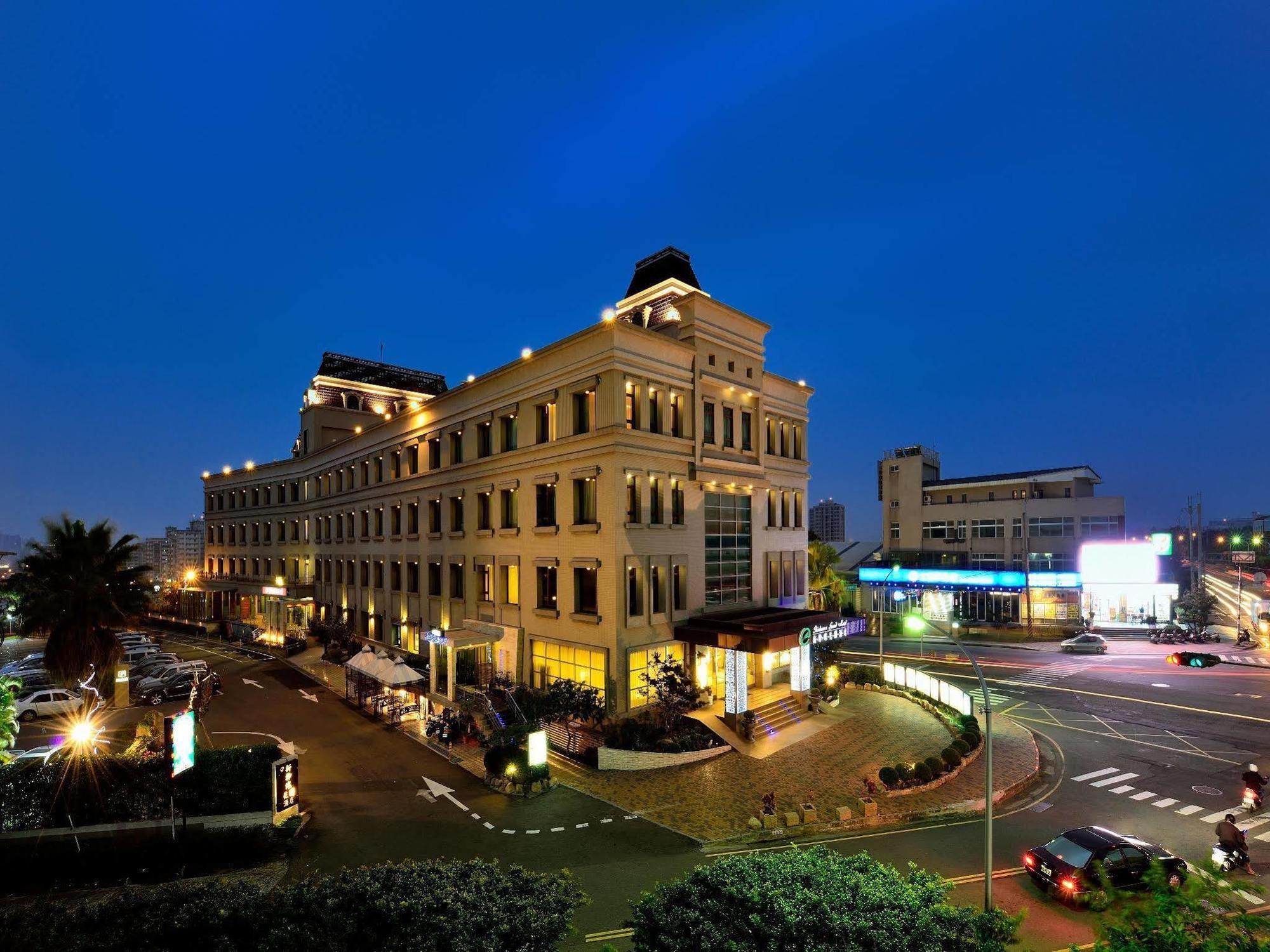 Shinkansen Grand Hotel Taichung Eksteriør billede